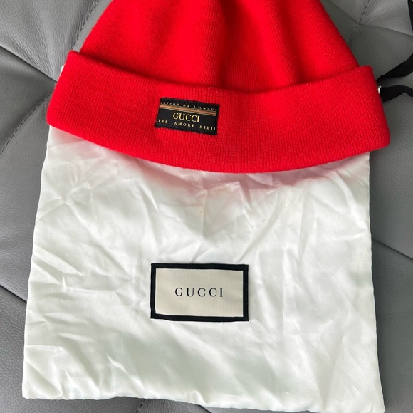 Authentic Gucci Vibrant Red Knit Hat